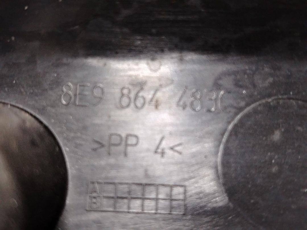 Накладка замка багажника I1AA23 Audi A4 - Фото 4