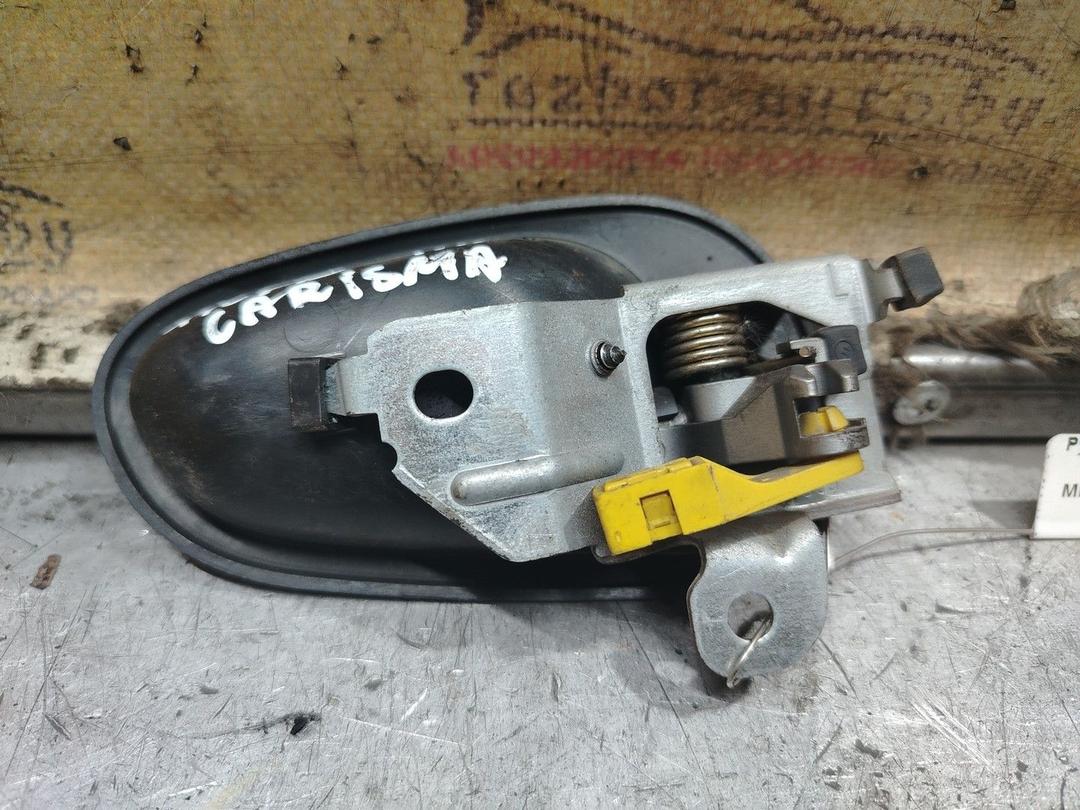 Ручка внутренняя передняя левая R9MJTP Mitsubishi Carisma - Фото 2