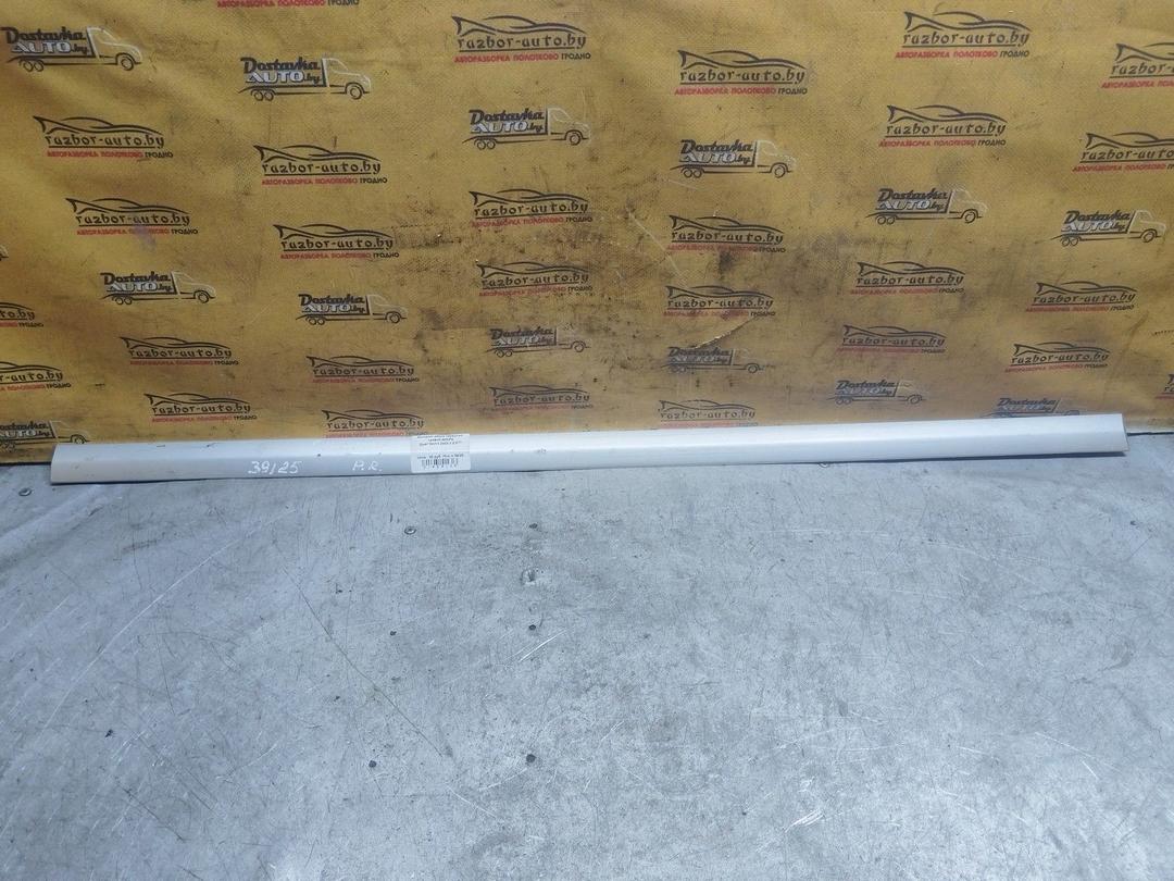 Молдинг двери передней правой I60KF3 Opel Vectra купить