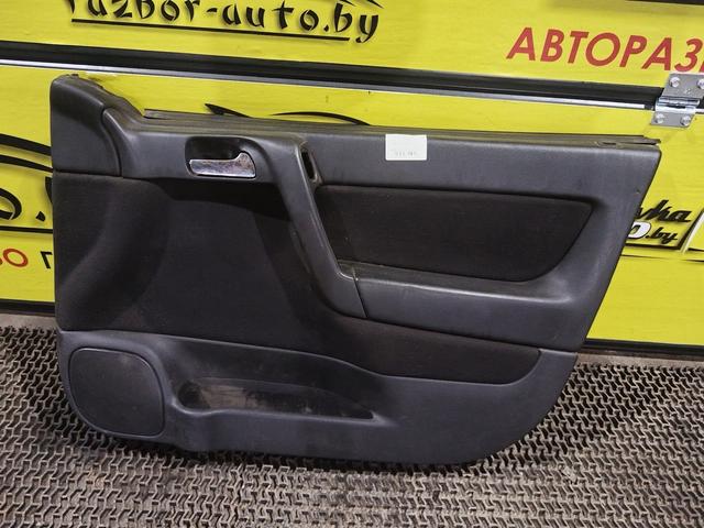 Обшивка двери передней правой (дверная карта) 6U8OSM Opel Astra