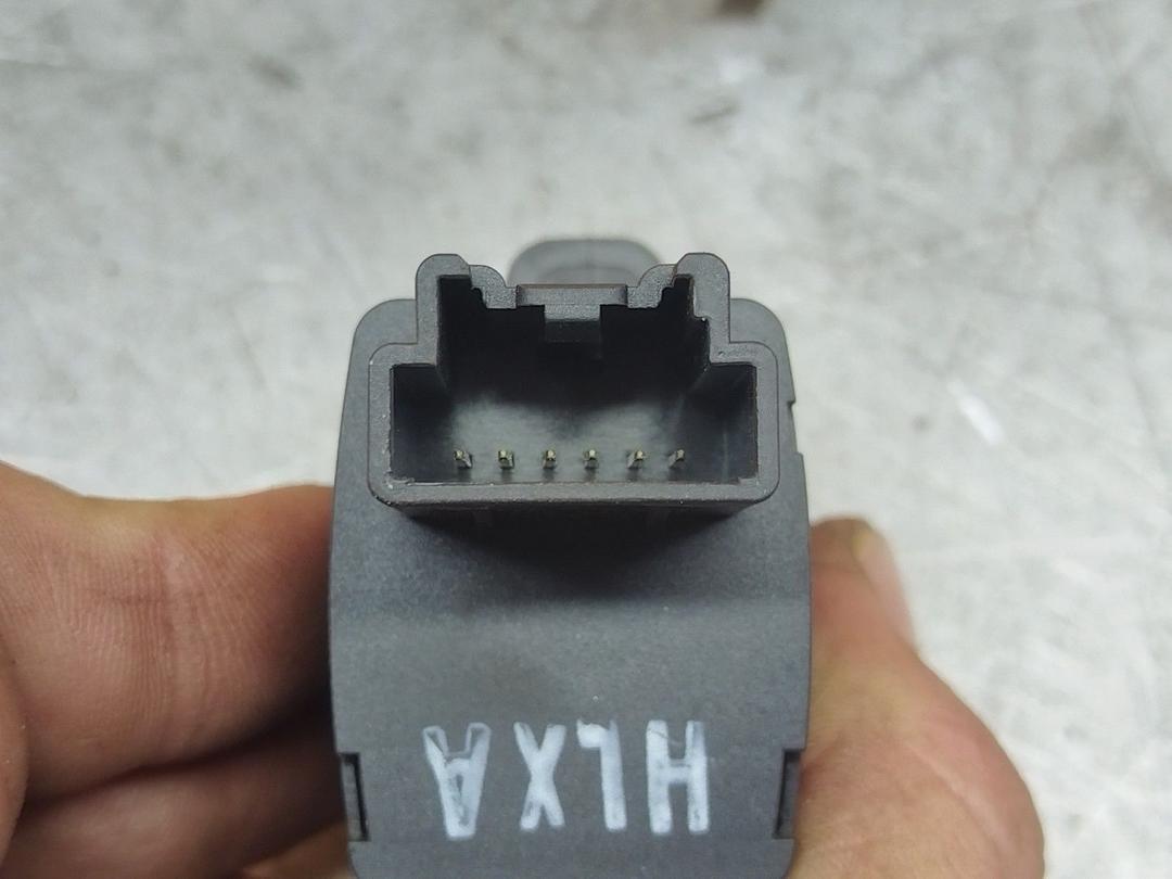 Датчик температуры GXQW4Q Ford Fusion купить в магазине запчастей бу