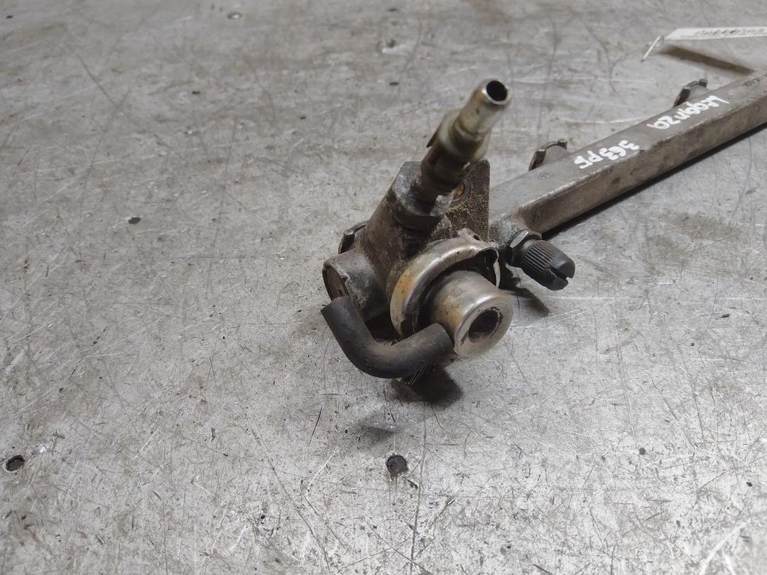 Топливная рампа SLVUTJ Daewoo Leganza купить на авторазборке