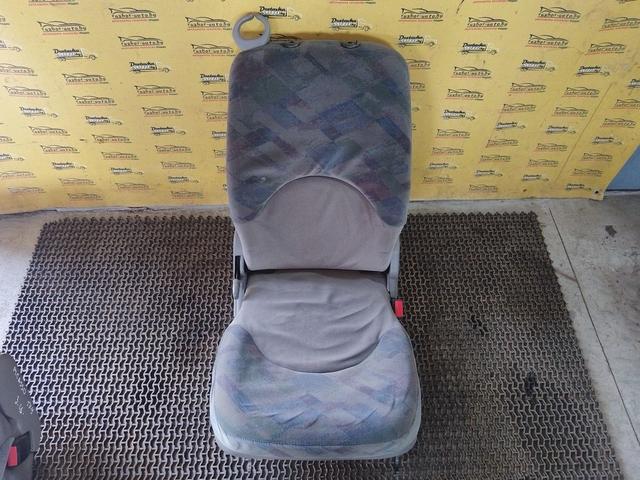 Сиденье заднее E8OS0J Citroen Xsara Picasso