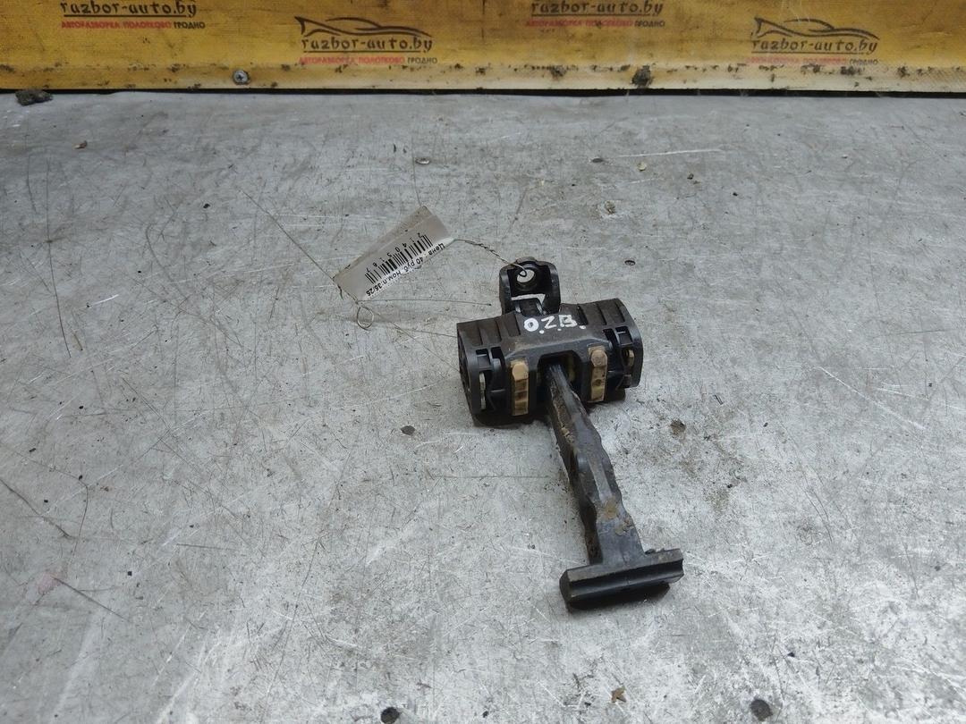 Ограничитель открывания двери задней P5MU1Y Opel Zafira купить с доставкой