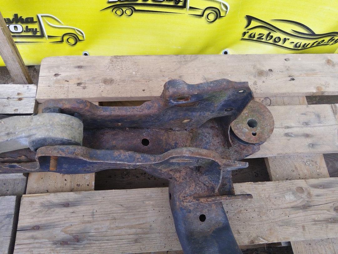 Балка подвески задняя 82HWK7 Audi A6 undefined