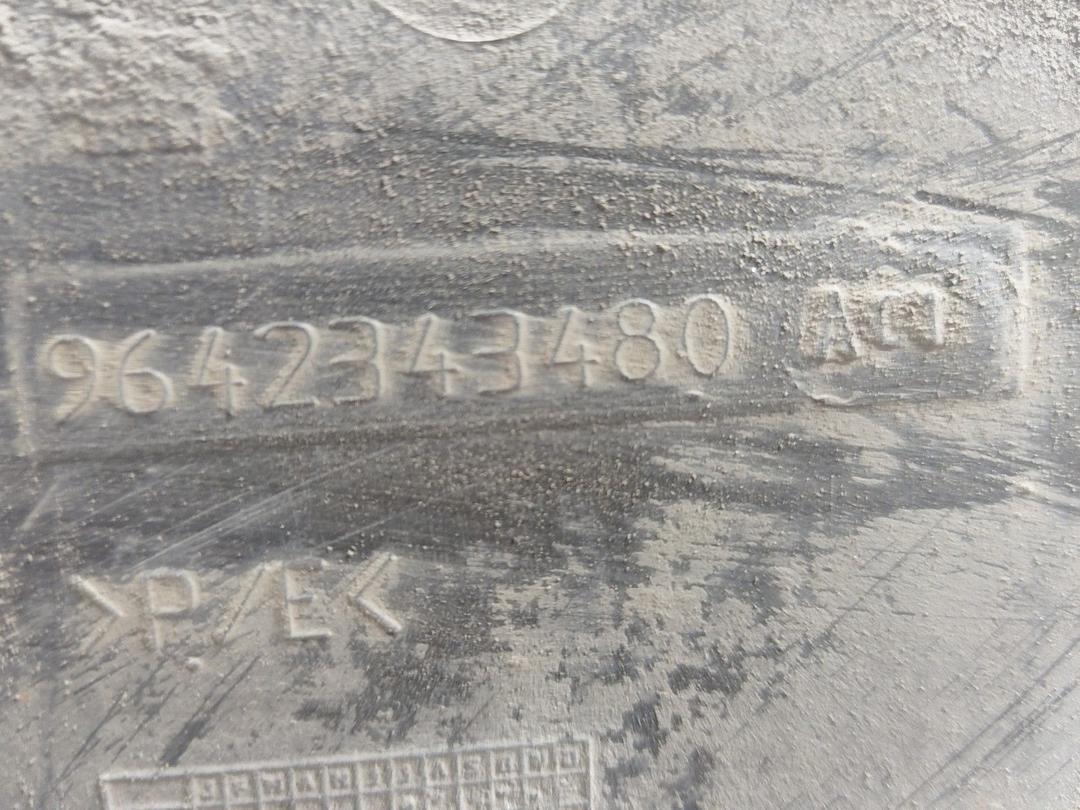 Защита арок задняя правая (подкрылок) D9U9DS Peugeot 206 купить на авторазборке