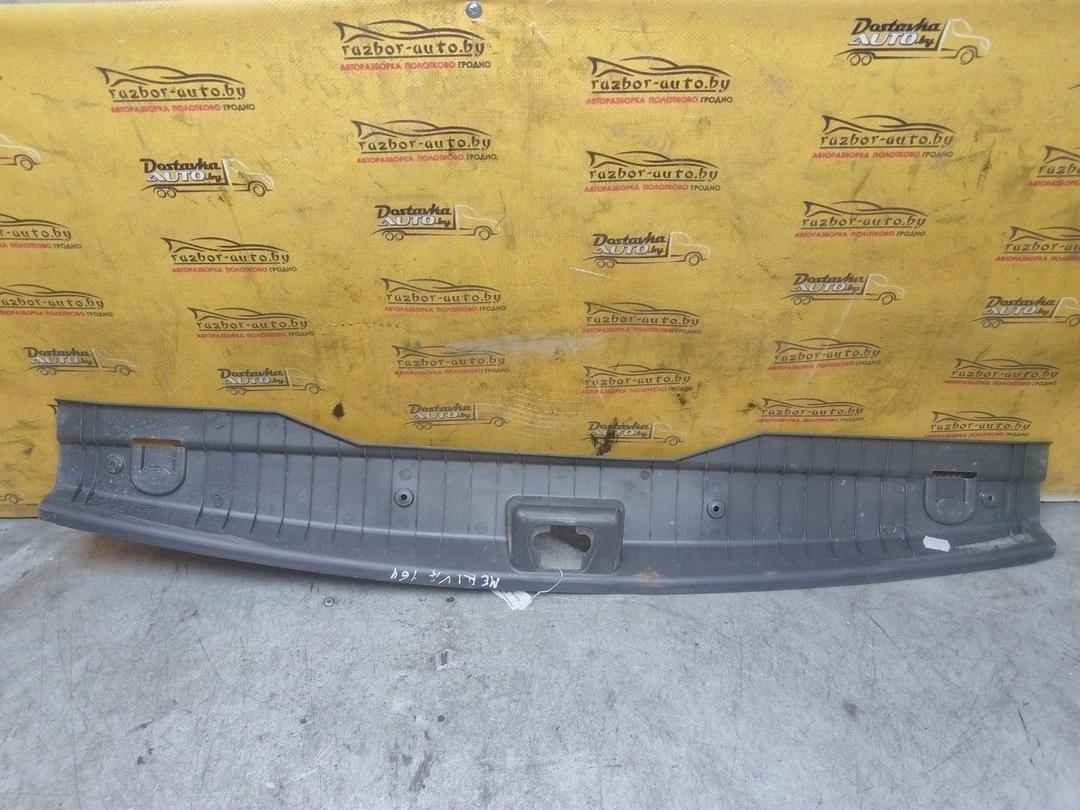 Накладка замка багажника SL5M4W Opel Meriva купить в магазине запчастей бу