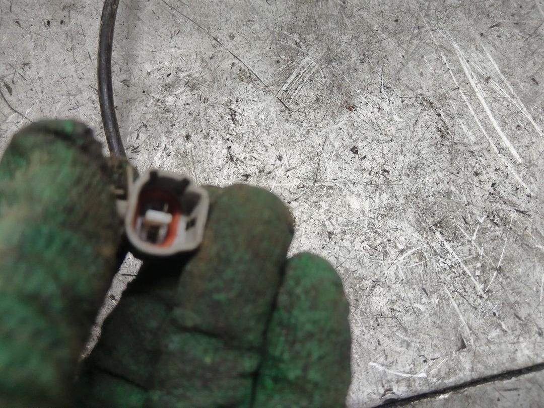 Корпус топливного фильтра YY31Y4 Toyota Corolla купить в магазине запчастей бу