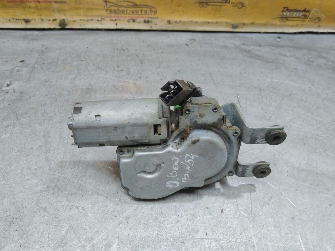 Моторчик заднего стеклоочистителя (дворника) DA8U1N Opel Vectra купить в магазине запчастей бу