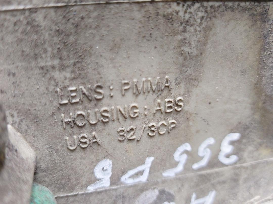 Поворотник левый FWLNOD Audi 100 купить на авторазборке