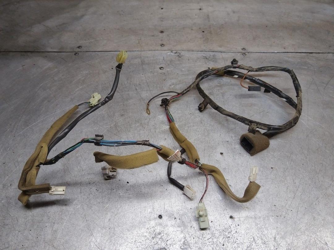 Проводка крышки багажника YM8DLQ Mazda Premacy - Фото 1