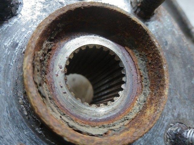 Кулак поворотный левый MTA57M Toyota Yaris купить