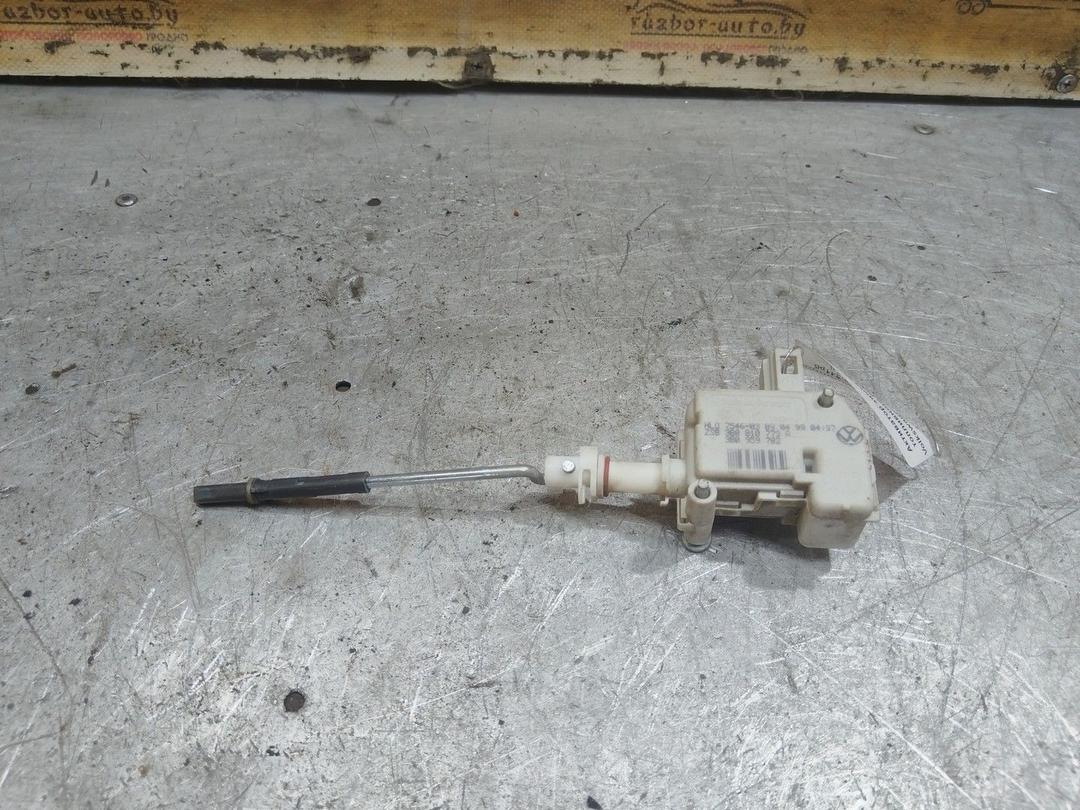 Активатор замка крышки топливного бака 2SYSV8 Volkswagen Passat - Фото 2