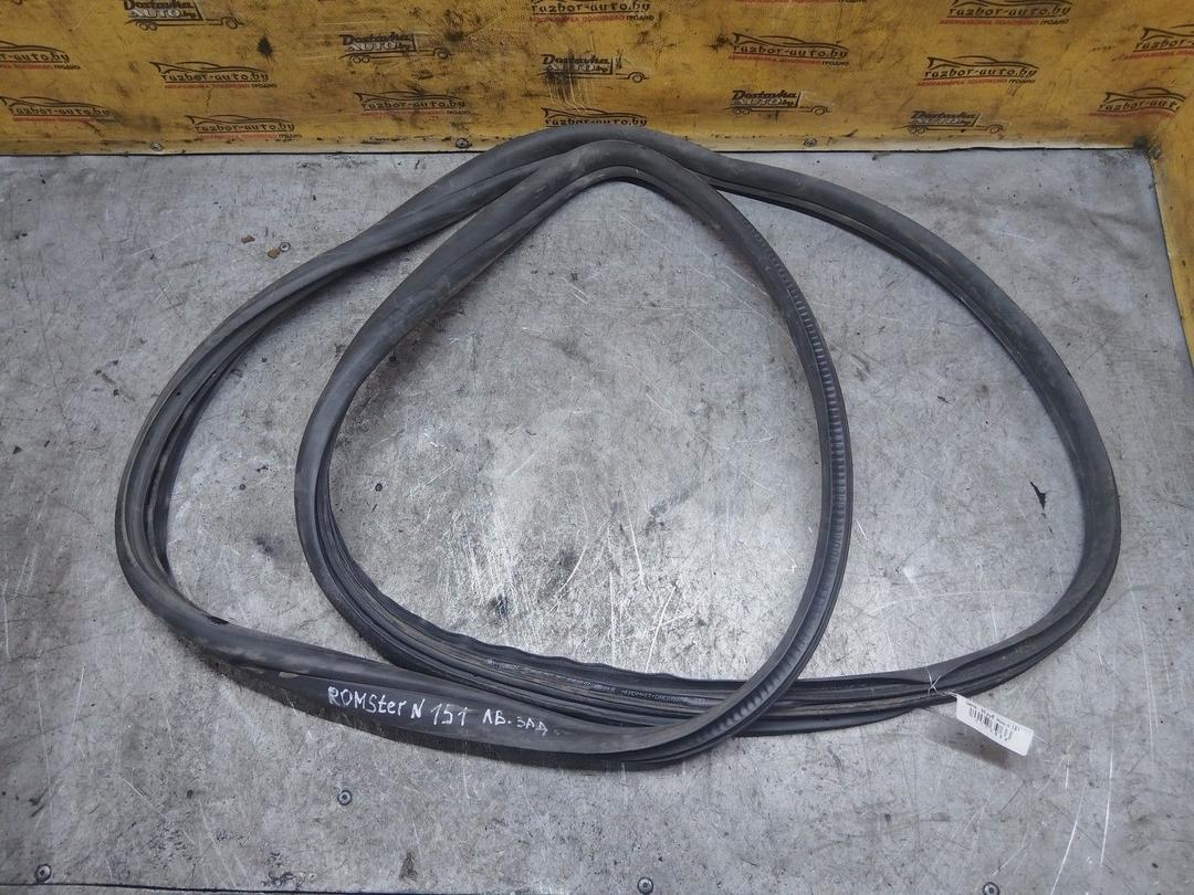 Уплотнитель двери задней левой RXT043 Skoda Roomster - Фото 2