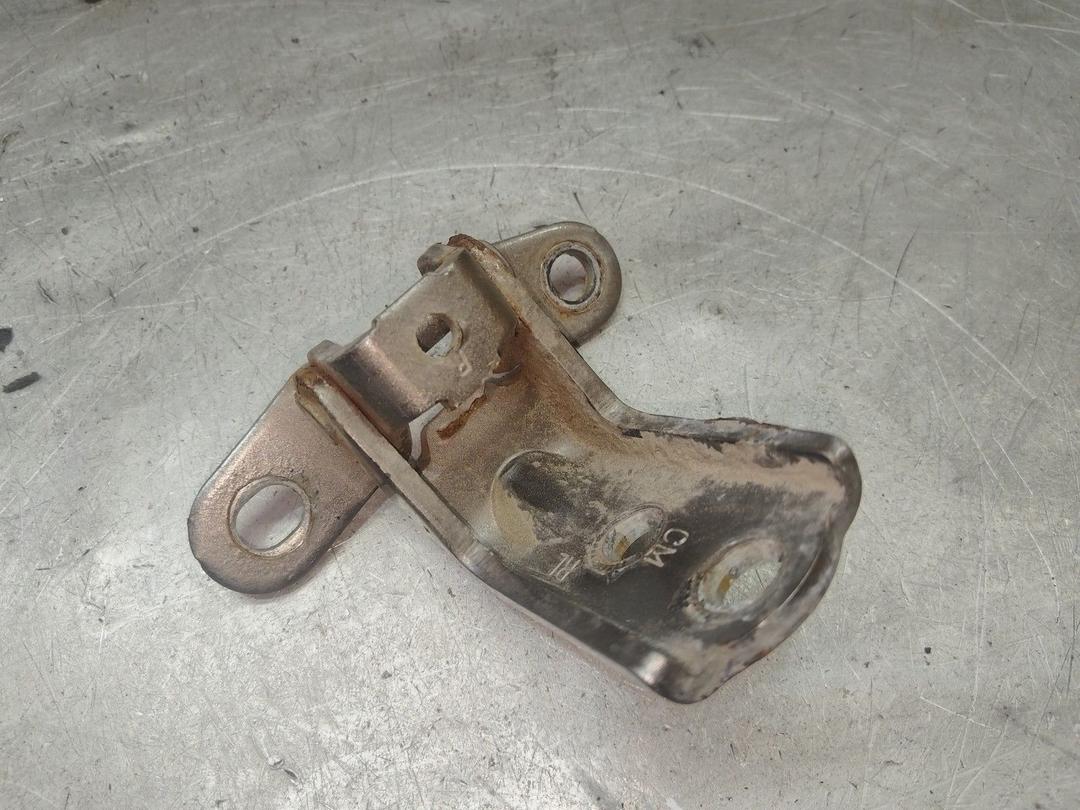 Петля двери задней правой 1KQERY Kia Sorento - Фото 3