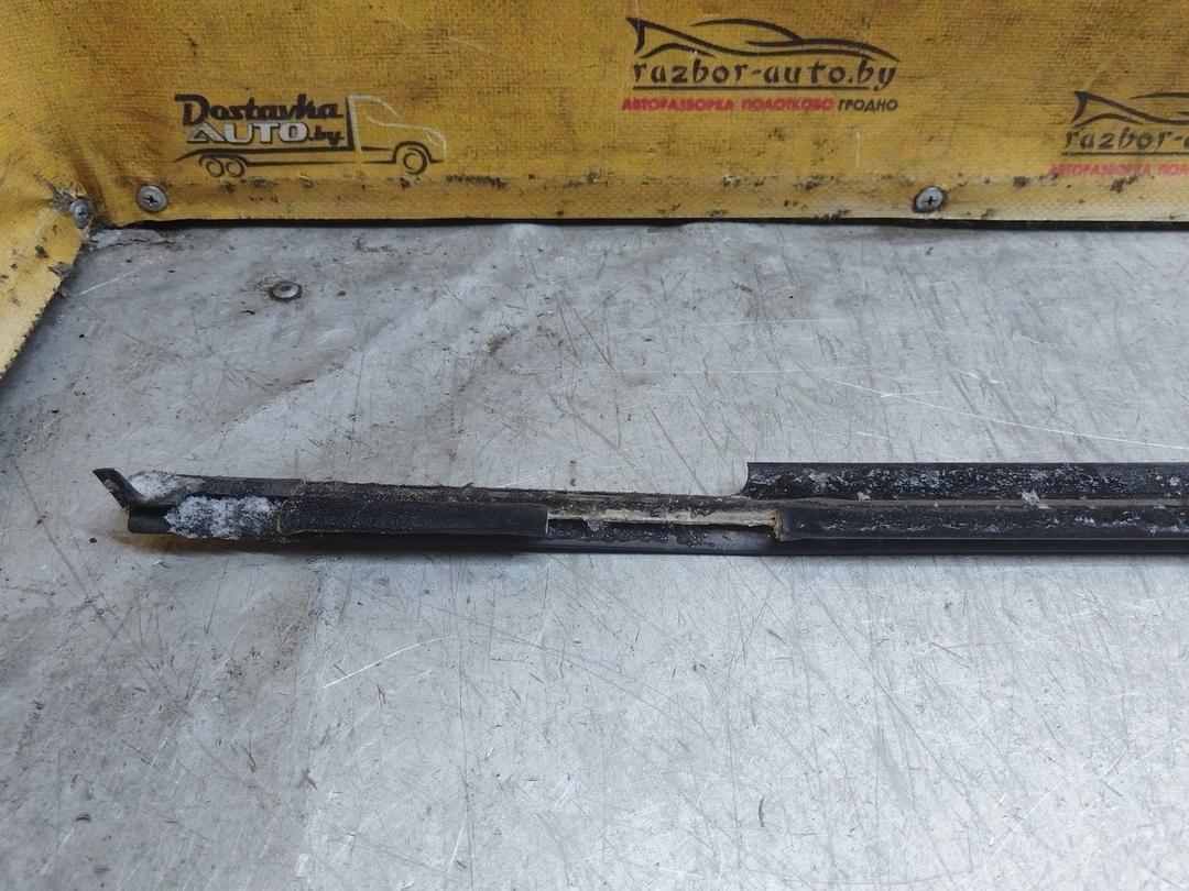 Молдинг стекла двери передней правой наружный EQF5QF Citroen C5 купить в магазине запчастей бу