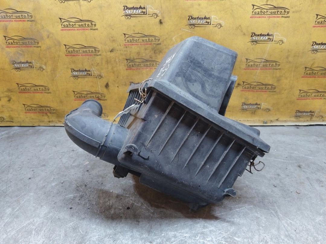 Корпус воздушного фильтра YEH083 Volkswagen Golf купить с доставкой