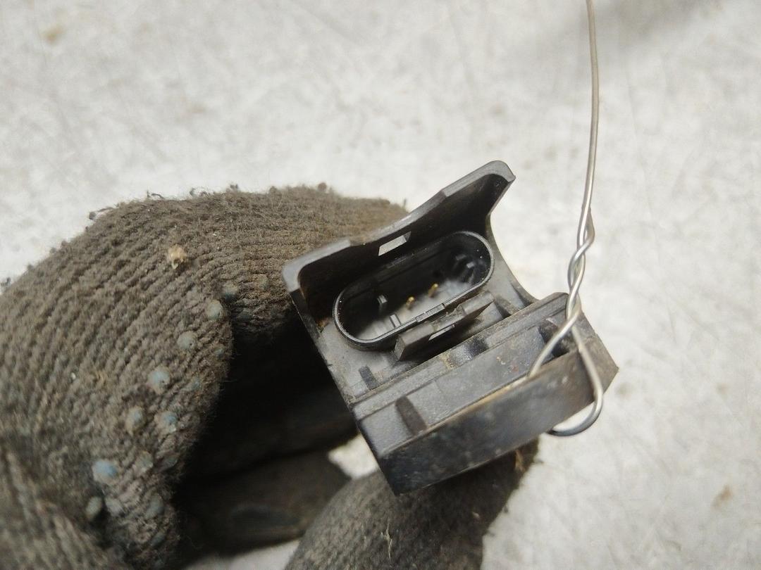 Датчик удара Z5SBQ5 Volkswagen Passat - Фото 4