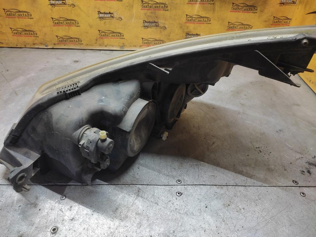 Фара правая 92A85W Renault Espace