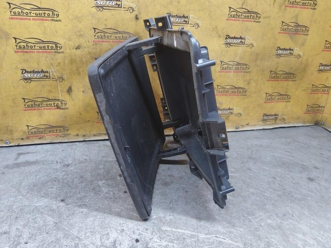 Бардачок JE7LEE Toyota Corolla Verso купить в магазине запчастей бу