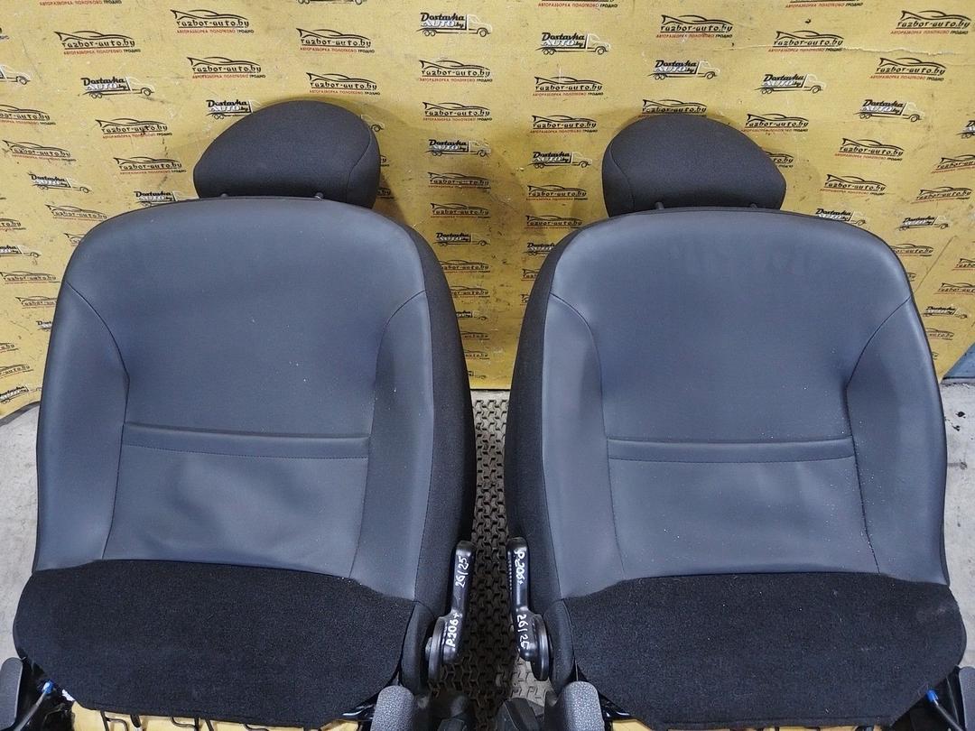 Салон (комплект сидений) 31AHUK Peugeot 206 undefined