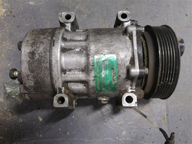 Компрессор кондиционера EBBEC5 Renault Laguna