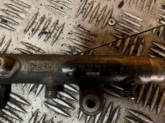 Топливная рампа FAZ586 Peugeot 307 купить в магазине запчастей бу