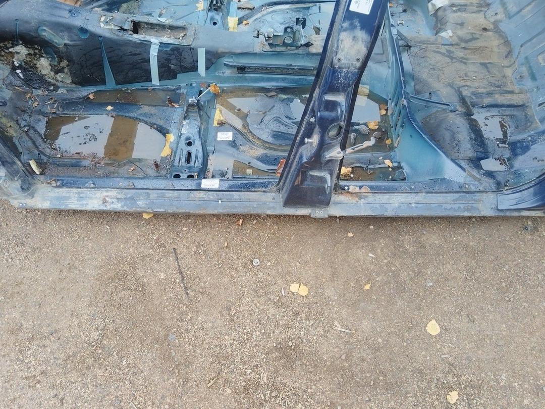 Часть кузова (вырезанный элемент) 1GEPI9 Audi 100