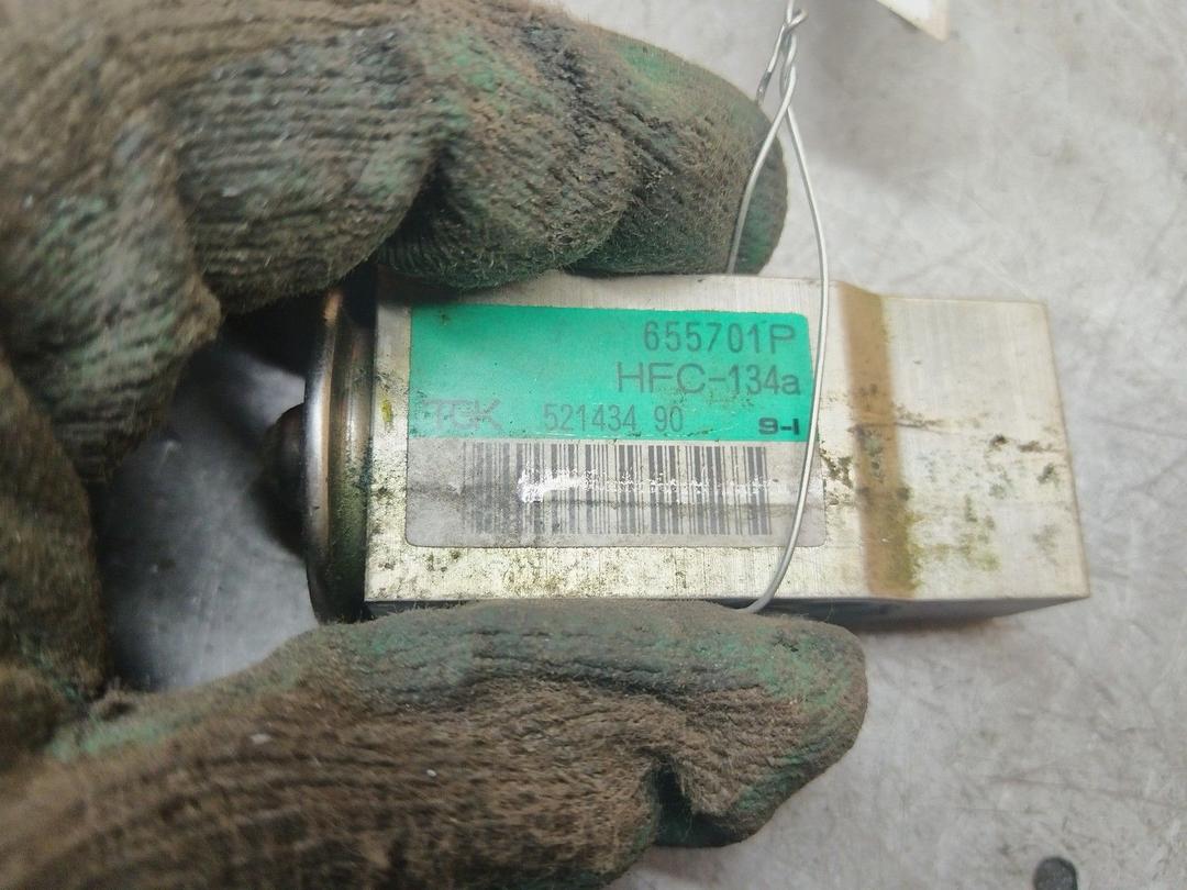 Клапан ТРВ (расширительный) кондиционера 71NLGJ Peugeot 406 купить на авторазборке