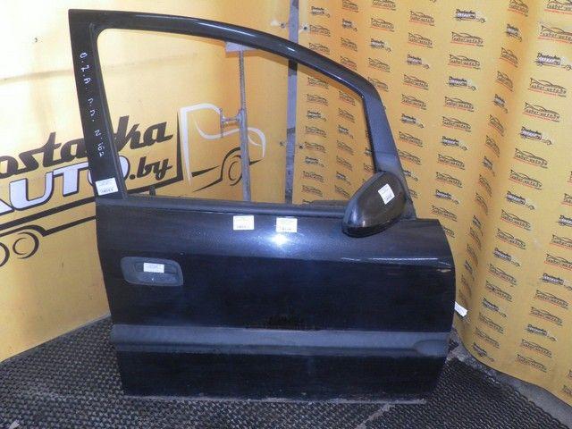 Стекло двери передней правой ZI0A2D Opel Zafira