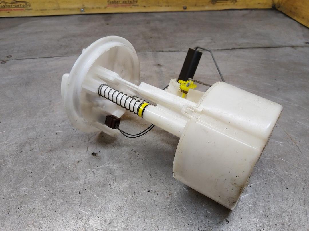 Колба в бак CR8JB5 Nissan Note undefined