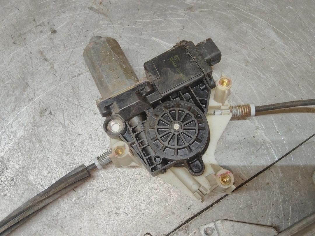 Стеклоподъемник электрический передний левый 93ROX1 Mitsubishi Carisma - Фото 2