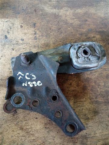 Петля капота 12DF64 Citroen C3 купить