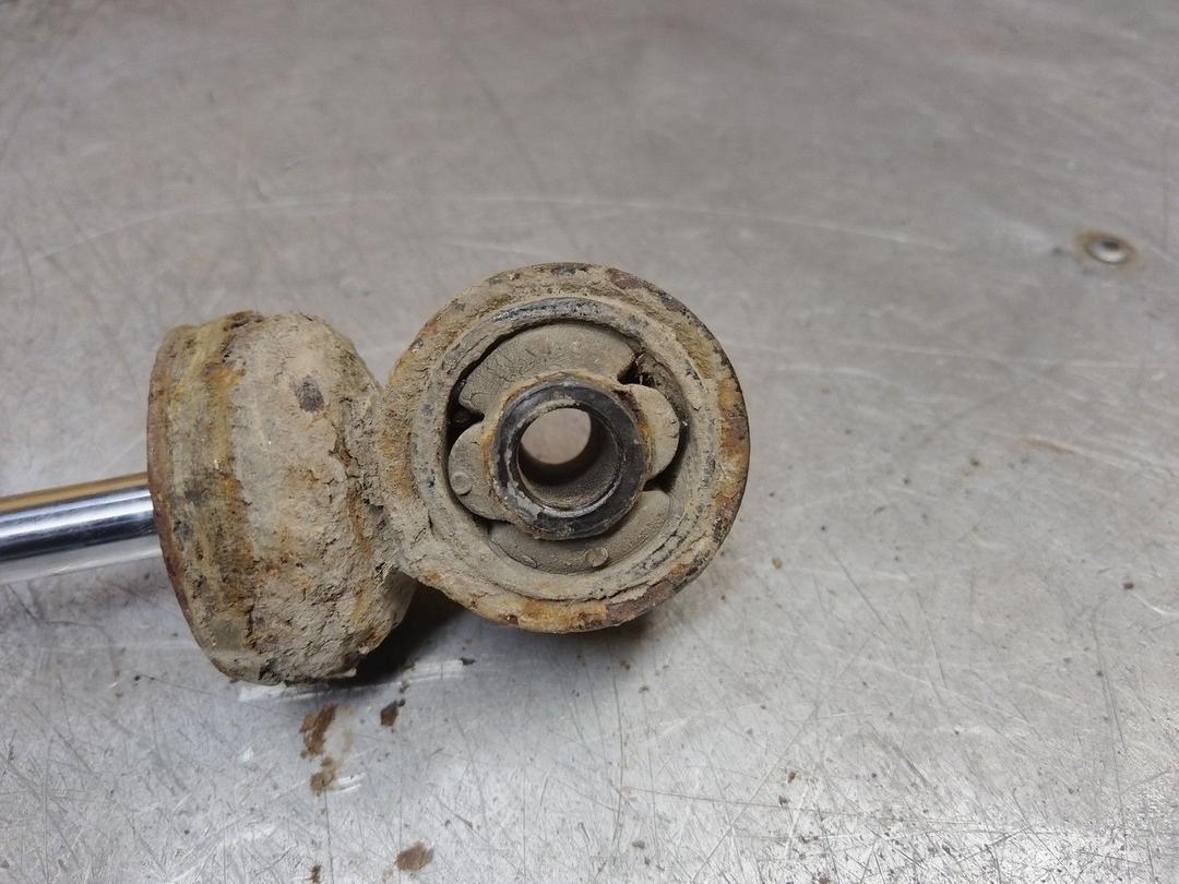 Амортизатор задний левый QTJSYA Opel Astra - Фото 5