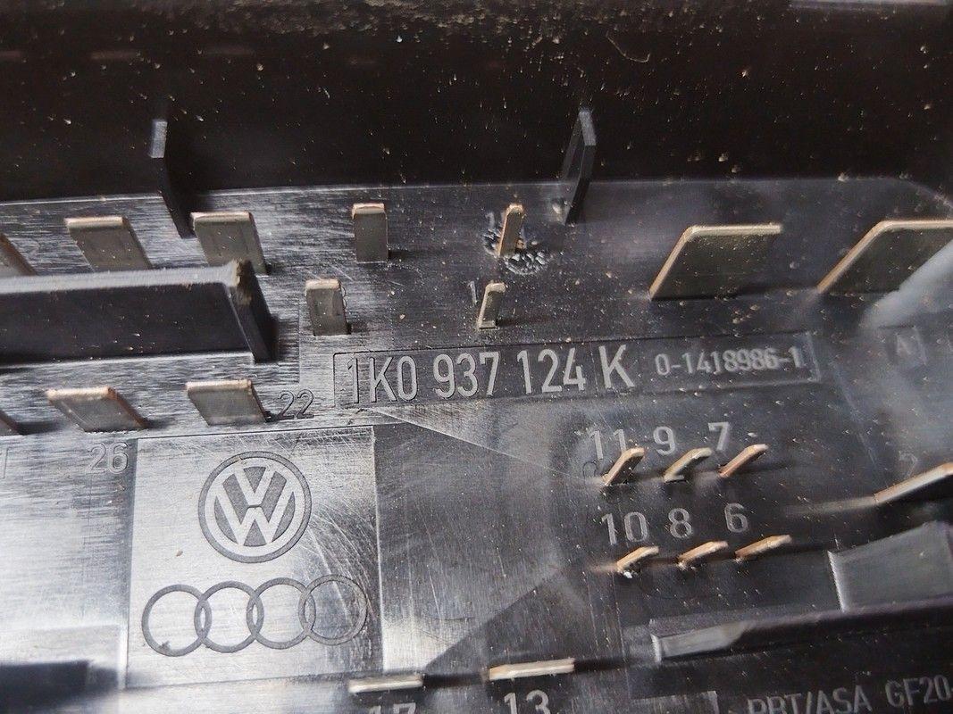 Блок предохранителей YM94Y6 Seat Altea купить с доставкой