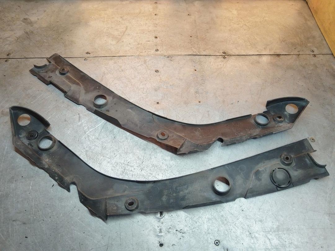 Пластик моторного отсека ZJ0SX2 Renault Scenic - Фото 2