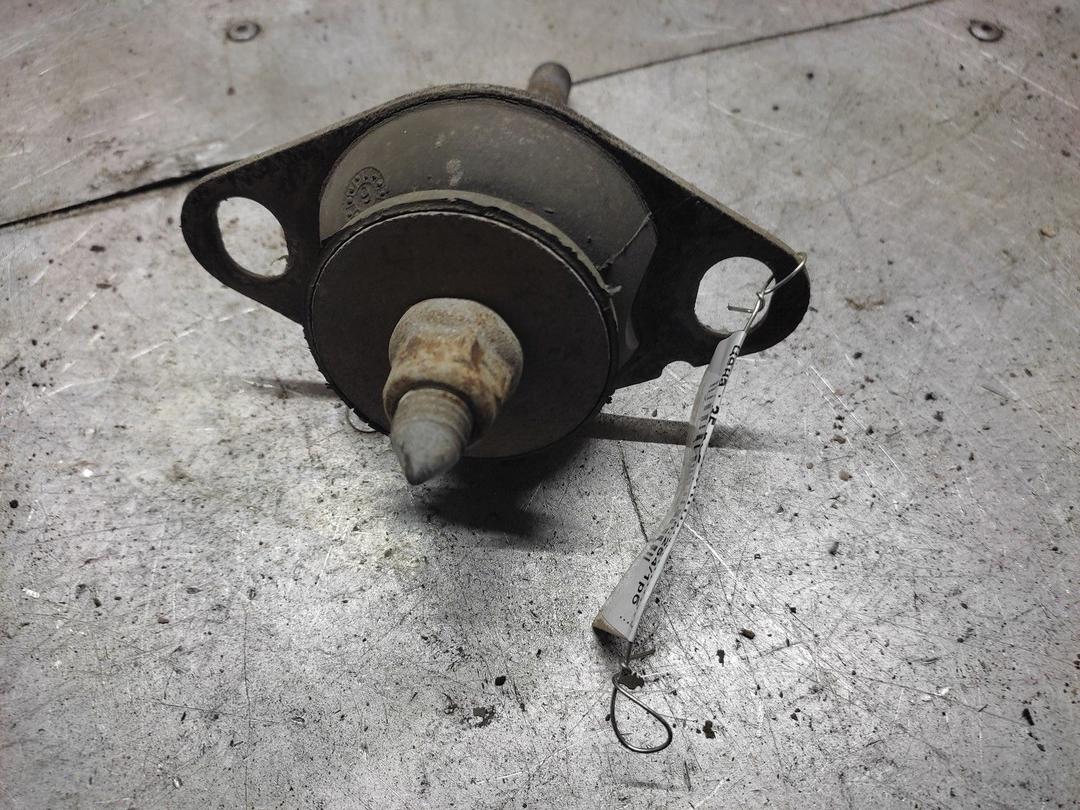 Подушка крепления КПП 0P2FHK Renault Megane купить