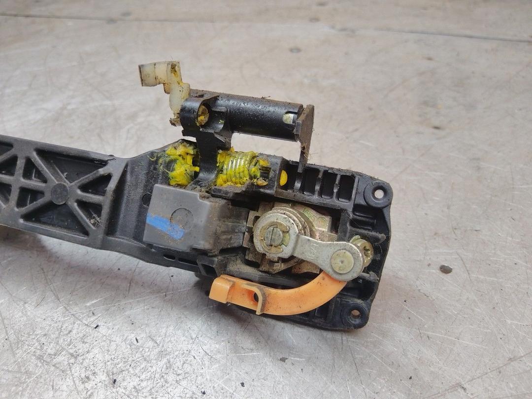 Ручка наружная передняя правая A487MM Toyota Avensis Verso - Фото 3