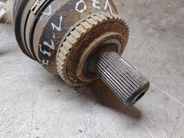 Полуось передняя левая (приводной вал, ШРУС) WXM1KF Volvo V70 купить с доставкой