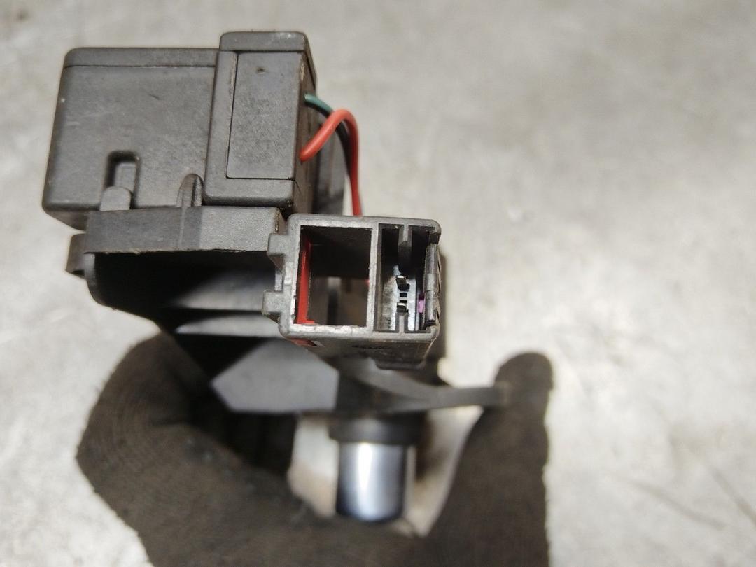 Кнопка открытия багажника FKFU4G Opel Meriva купить с доставкой