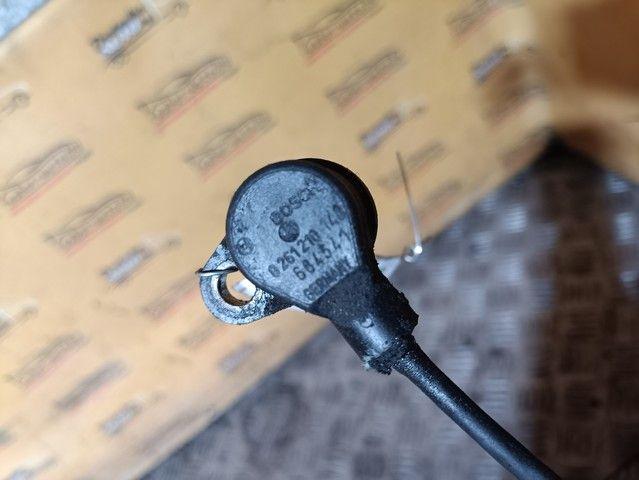 Датчик коленвала TFK5UO Audi A3 - Фото 5