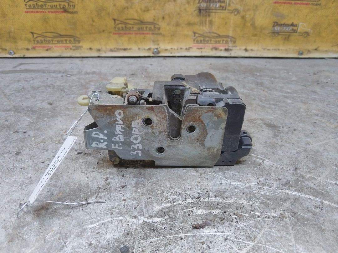 Замок двери передней правой MZ8YN9 Fiat Bravo