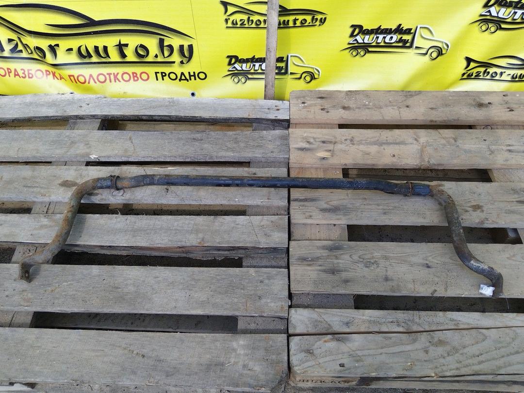 Стабилизатор подвески (поперечной устойчивости) передний UC0VWC Volkswagen Passat - Фото 4