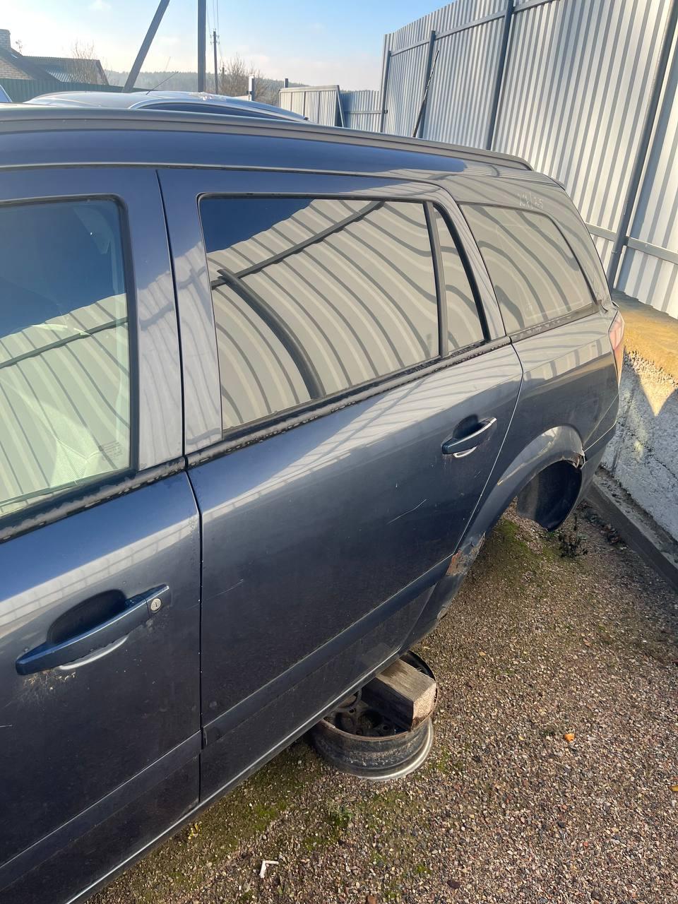 Крыло заднее левое 2RQZ5P Opel Astra