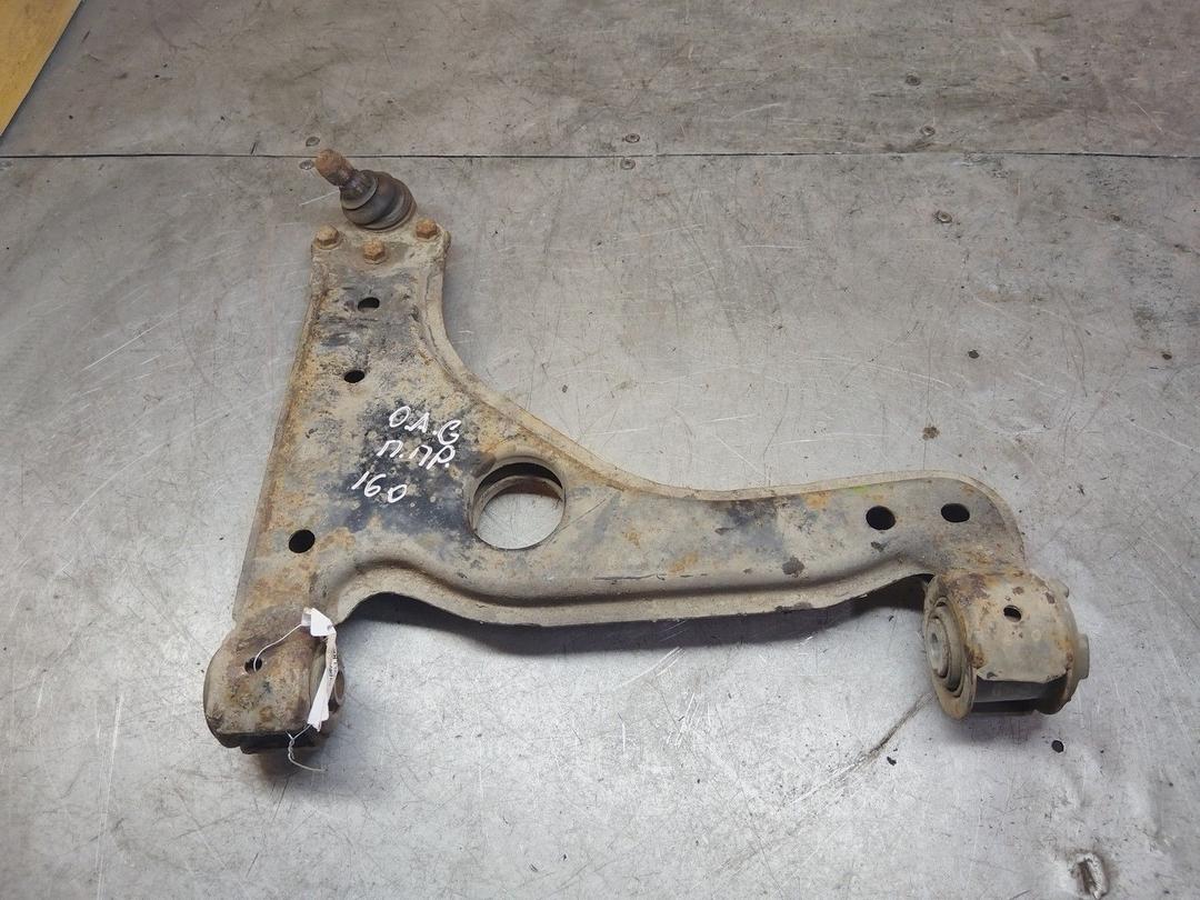 Рычаг передний правый 72LLRH Opel Astra - Фото 1