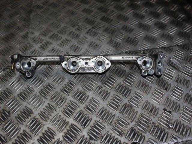 Топливная рампа 6DMB5X Ford Galaxy - Фото 2