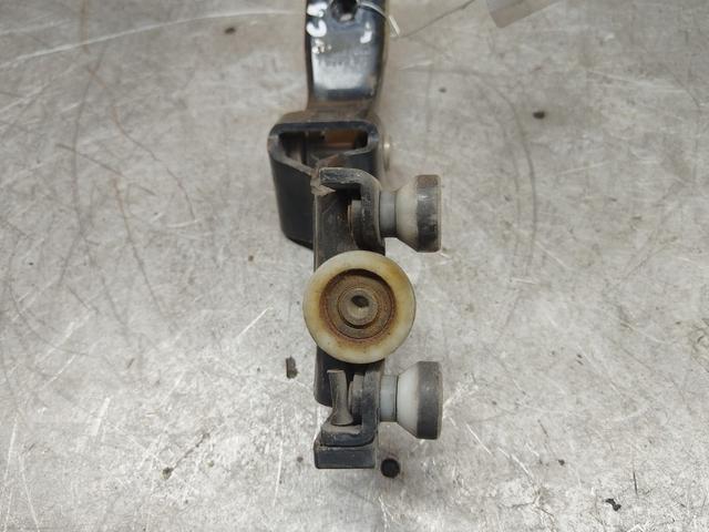 Ролик двери сдвижной MZD7ZI Volkswagen Caddy купить