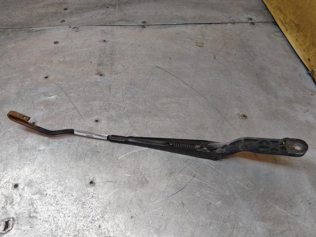 Щеткодержатель (поводок стеклоочистителя, дворник) IMSSPS Volkswagen Passat купить с доставкой