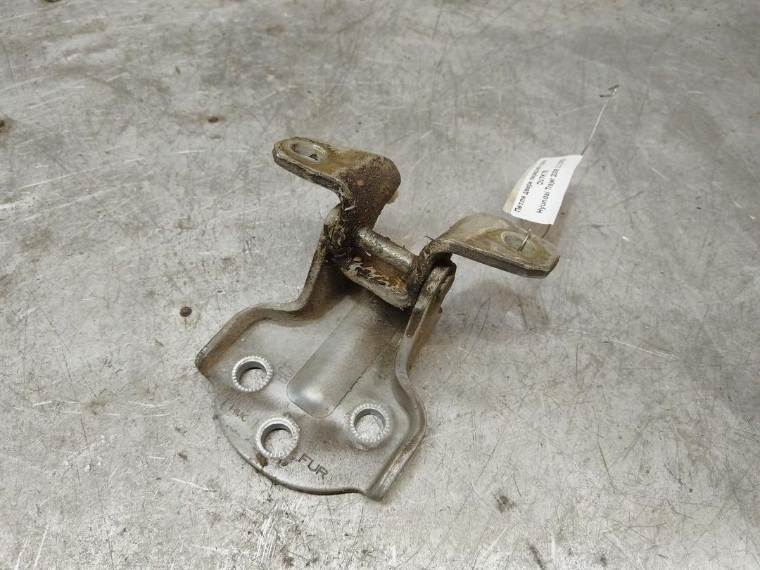 Петля двери передней правой DV7K78 Hyundai Trajet - Фото 2