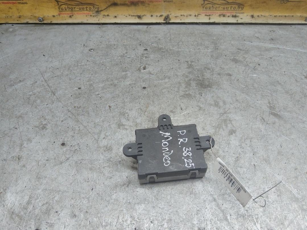 Блок управления двери передней правой YLAGO1 Ford Mondeo купить с доставкой